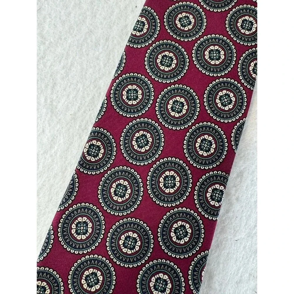 Robert‎ Talbott Paul Simon Red 100% Finest Silk Hand Seen In USA Neck Tie Floral